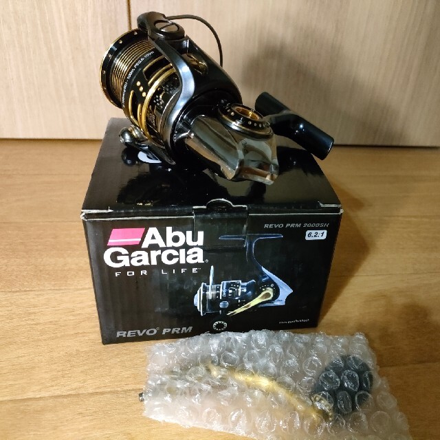 最終値下げアブガルシアREVO PRM2000SH スピニングリール