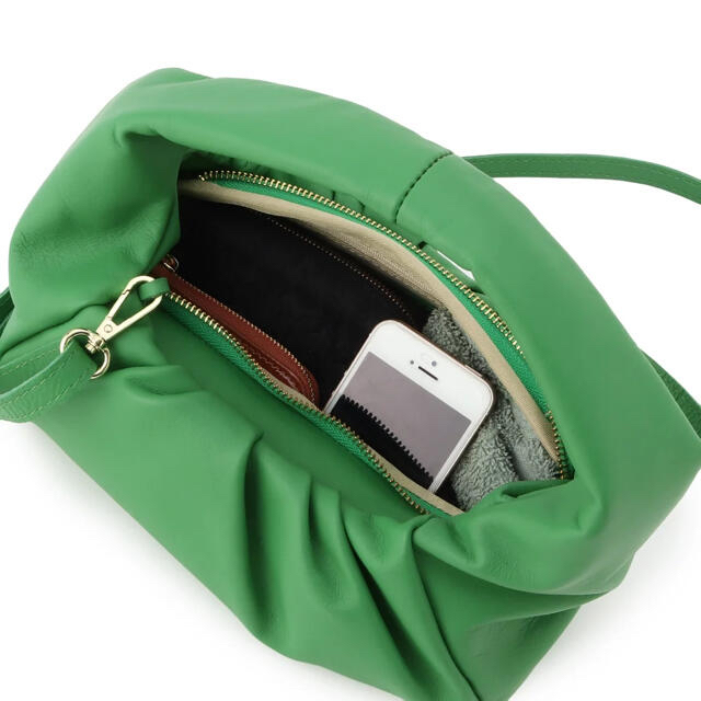 DEUXIEME CLASSE(ドゥーズィエムクラス)の 【AULENTTI/オウレンティ】レザーハンドルバッグ レディースのバッグ(ハンドバッグ)の商品写真