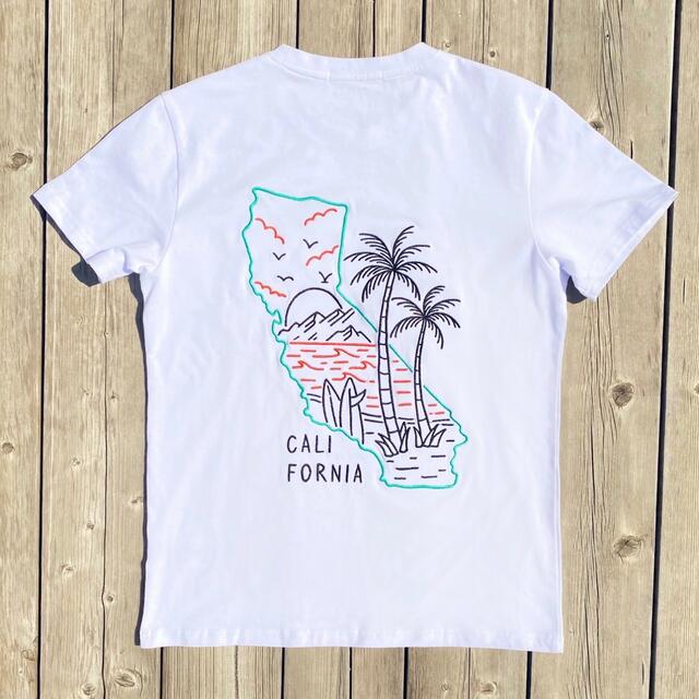 STANDARD CALIFORNIA(スタンダードカリフォルニア)の大人気◎カリフォルニアエンブロイダリーポケットTシャツ　Mサイズ　ノースフェイス レディースのトップス(Tシャツ(半袖/袖なし))の商品写真