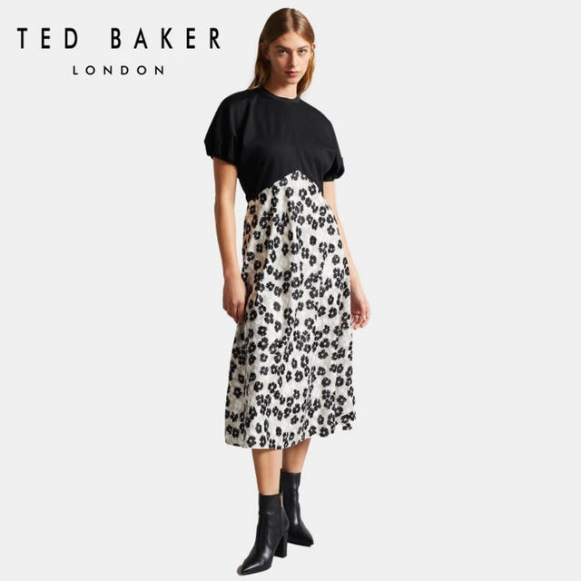 大人気☆ ❤️ ☆【人気作】Ted Baker 黒白花柄 ロングワンピース