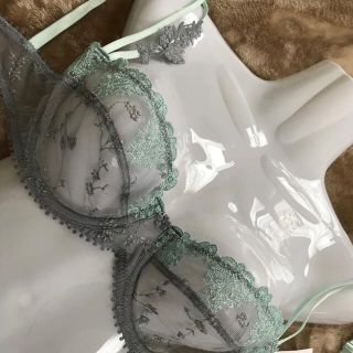 シモーヌペレール(Simone Perele)のパッショナータ（フランス）のブラ☆キラキラで可愛い☆(ブラ)