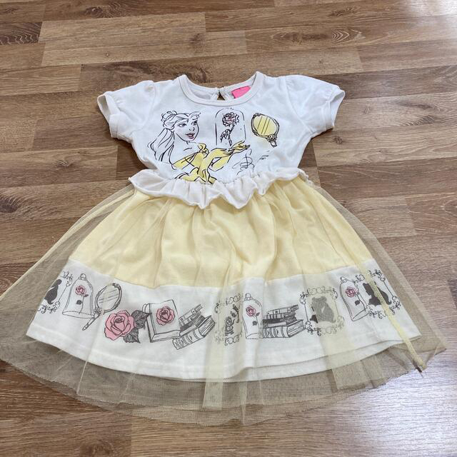 Disney(ディズニー)の専用　ベル　ワンピース110 キッズ/ベビー/マタニティのキッズ服女の子用(90cm~)(ワンピース)の商品写真