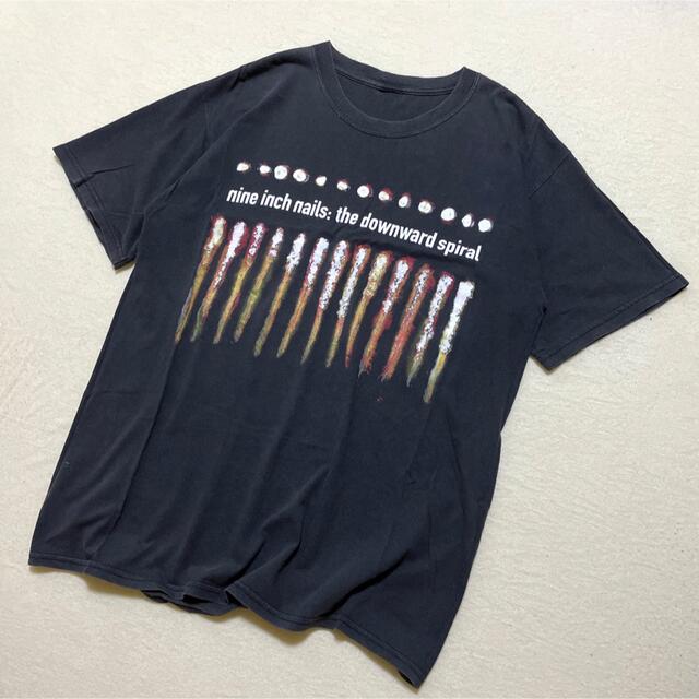 新作モデル NINE INCH NAILS ©︎1994 Tシャツ+カットソー(半袖+袖なし) 新作モデル NINE INCH NAILS ©︎1994 Tシャツ+カットソー(半袖+袖なし)