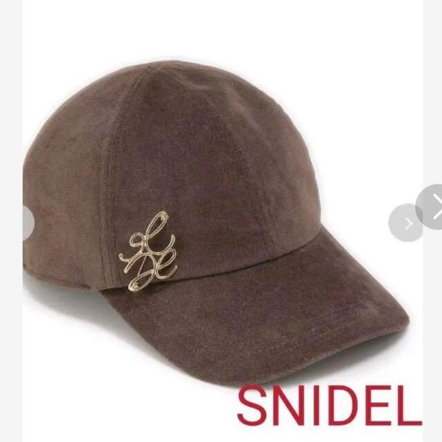 スナイデルブローチ付きキャップ新品