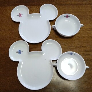 ディズニー(Disney)のミッキー型プレート　スープカップ(食器)