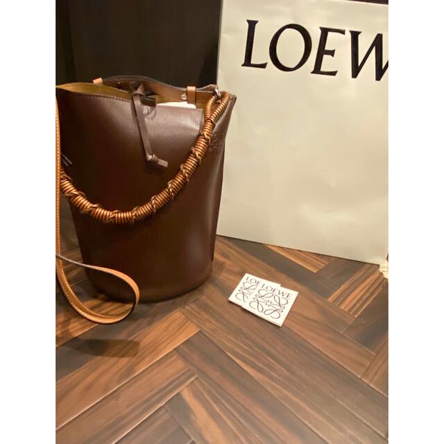 LOEWEロエベ ゲートバケットバケツバックハンドル付きショルダーバック