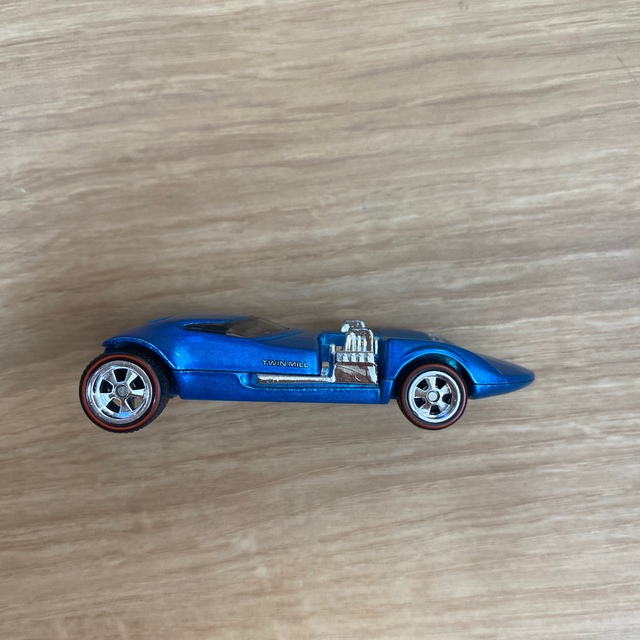BorneLund(ボーネルンド)のぽん様専用SIKU1007 BMW 青　ブルー　オープンカー　青い車まとめ売り エンタメ/ホビーのおもちゃ/ぬいぐるみ(ミニカー)の商品写真