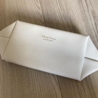 ジルスチュアート(JILLSTUART)のFlora Notis JILLSTUART　ノベルティポーチ(ノベルティグッズ)