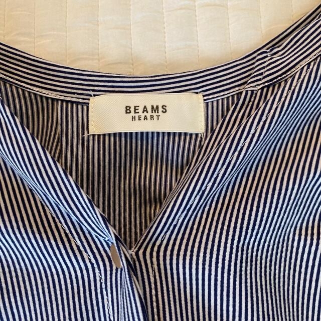 BEAMS(ビームス)のBEAMS HEART / スキッパーネック カットソー レディースのトップス(シャツ/ブラウス(半袖/袖なし))の商品写真