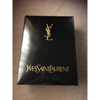 サンローラン(Saint Laurent)のイヴサンローラン　肌掛ふとん(布団)