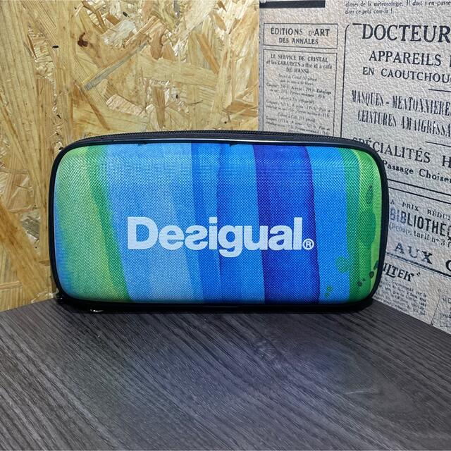 スピーカーDesigual デシグアル コンパクトスピーカー