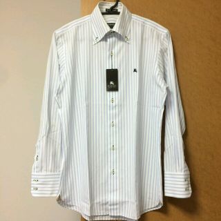 バーバリー(BURBERRY)の新品 BURBERRY BLACK LABEL 長袖ストライプシャツ タグ付き(シャツ)