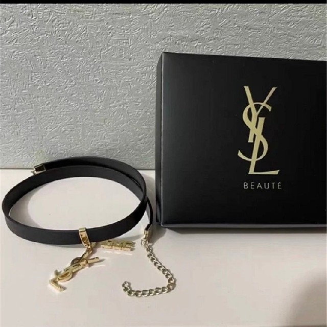 Yves Saint Laurent Beaute(イヴサンローランボーテ)のイヴサンローラン　ブレスレット　チョーカー　ネックレス　箱付き レディースのアクセサリー(ネックレス)の商品写真