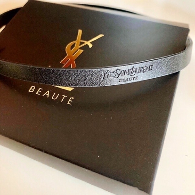 Yves Saint Laurent Beaute(イヴサンローランボーテ)のイヴサンローラン　ブレスレット　チョーカー　ネックレス　箱付き レディースのアクセサリー(ネックレス)の商品写真