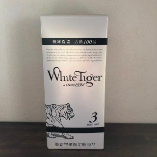 White Tiger 琉球泡盛　三年古酒100% (蒸留酒/スピリッツ)