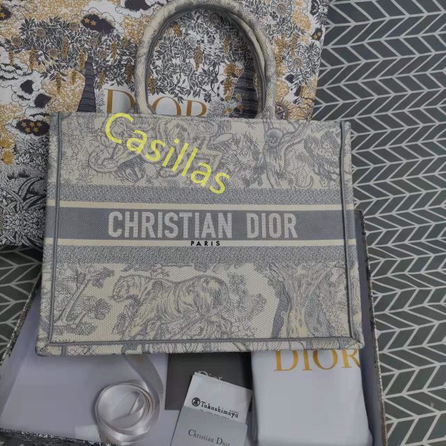 Dior - DIOR BOOK TOTE ミディアムバッグの通販 by C