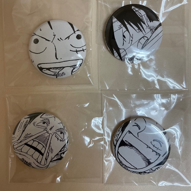 ONE PIECE ALL FACES ガチャ 渋谷 缶バッジ ルフィ セット