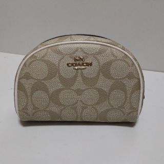 コーチ(COACH)の【新品】コーチ COACH シグニチャー ポーチ ハワイ購入品(ポーチ)