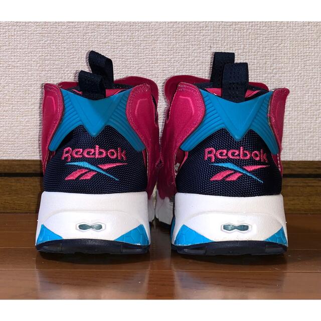 Reebok(リーボック)の良品 REEBOK PUMP FURY OG 25cm ピンク ブルー ブラック レディースの靴/シューズ(スニーカー)の商品写真
