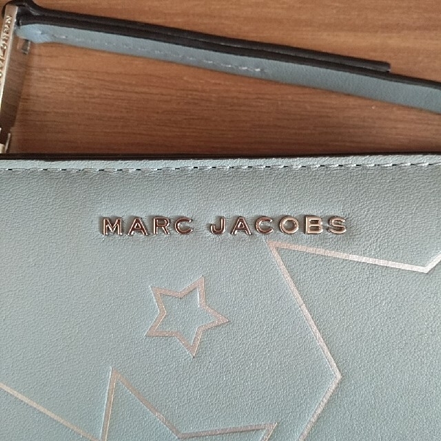 MARC JACOBS - MARC JACOBS ミニ財布 折り畳み 星マークの通販 by