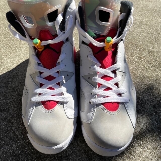 NIKE(ナイキ)のNIKE AIR JORDAN 6 "NEUTRAL GREY / HARE" メンズの靴/シューズ(スニーカー)の商品写真