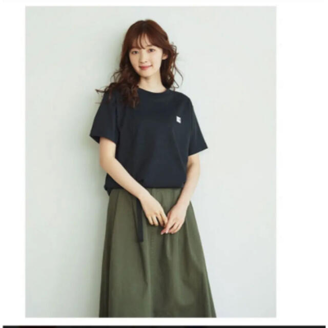 THE NORTH FACE(ザノースフェイス)の【ゆう様専用】ノースフェイス　Tシャツ2枚セット　黒と白 メンズのトップス(Tシャツ/カットソー(半袖/袖なし))の商品写真