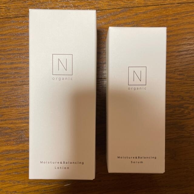 N organic モイスチュア&バランシング　ローション✖️セラムコスメ/美容