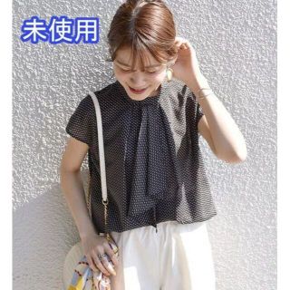 SHIPS - 未使用 小紋プリントショートスリーブブラウス ブラックの通販