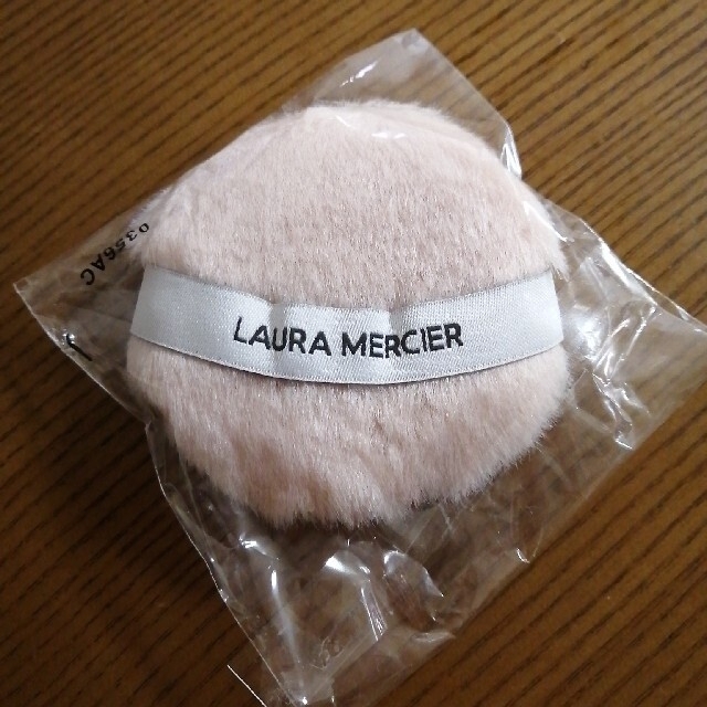 laura mercier(ローラメルシエ)のローラメルシェ パフ コスメ/美容のメイク道具/ケアグッズ(パフ・スポンジ)の商品写真