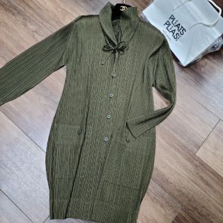 プリーツプリーズイッセイミヤケ(PLEATS PLEASE ISSEY MIYAKE)のイッセイミヤケPLEASE！大人気カーディガンジャケット(カーディガン)