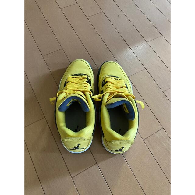 NIKE(ナイキ)のNIKE AIR JORDAN 4 RETRO TOUR YELLOW メンズの靴/シューズ(スニーカー)の商品写真