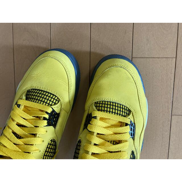 NIKE(ナイキ)のNIKE AIR JORDAN 4 RETRO TOUR YELLOW メンズの靴/シューズ(スニーカー)の商品写真