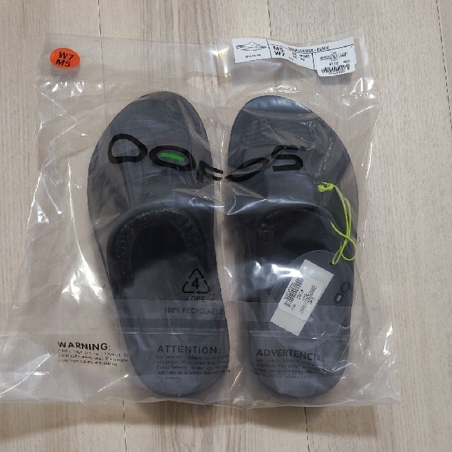 OOFOS ウーフォス OOriginal リカバリーサンダル ブラック 24 - サンダル