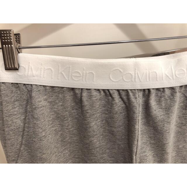 ck Calvin Klein(シーケーカルバンクライン)の新品　カルバンクライン　半袖　ルームウェア　上下　セット　M相当 レディースのルームウェア/パジャマ(ルームウェア)の商品写真