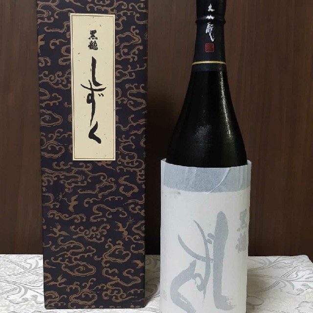 酒黒龍しずく　1800ml