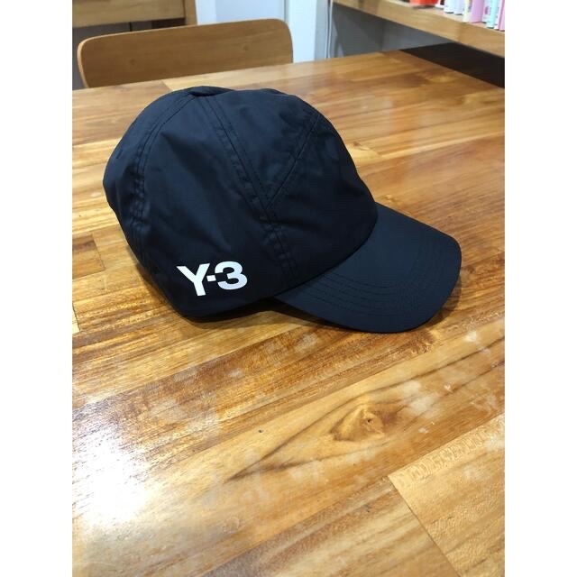 Y-3(ワイスリー)のY-3 キャップ　試着のみ メンズの帽子(キャップ)の商品写真