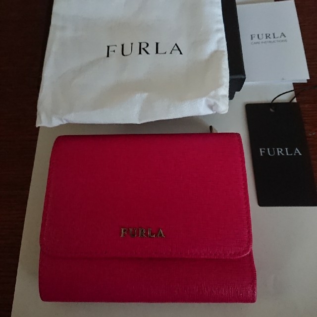 Furla(フルラ)の【ここりママ8715さん専用】FURLA 三折りサイフ ピンク レディースのファッション小物(財布)の商品写真