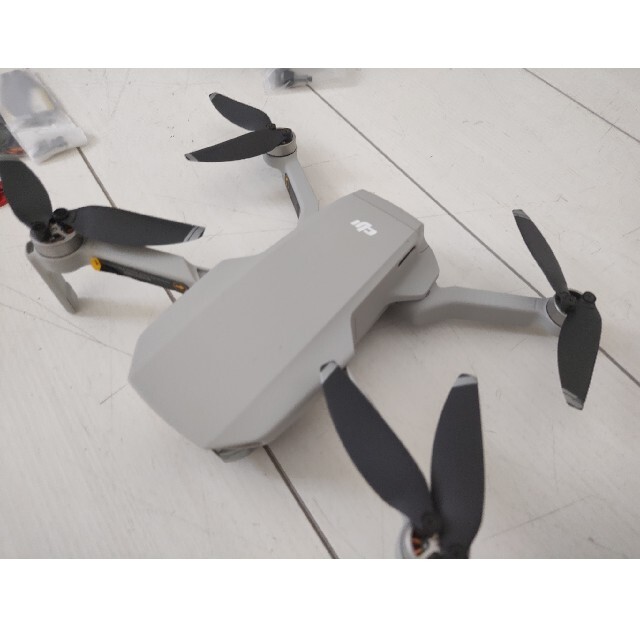 DJI Mavic Mini2 24kバッテリー2本 おまけ多数の通販 by kein's shop ...