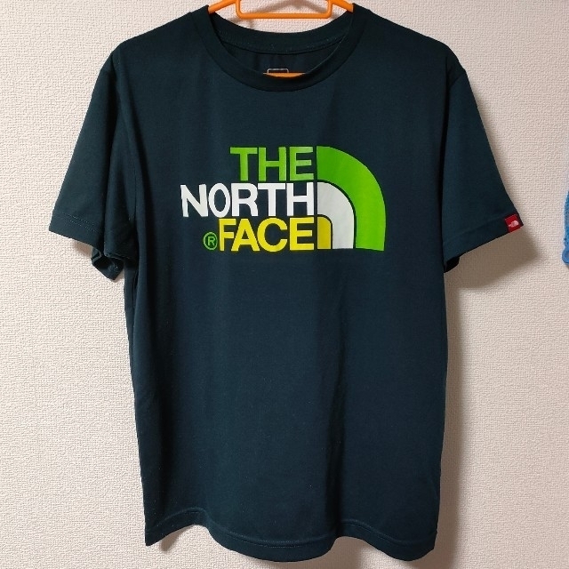 THE NORTH FACE(ザノースフェイス)の【送料込】THE NORTH FACE ザ・ノース・フェイス Tシャツ メンズ メンズのトップス(Tシャツ/カットソー(半袖/袖なし))の商品写真