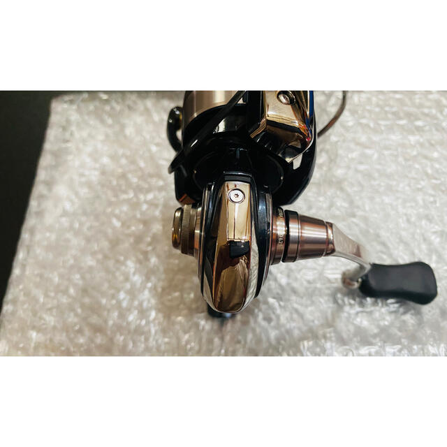 DAIWA(ダイワ)の19セルテート CERTATE LT2500S-XH スポーツ/アウトドアのフィッシング(リール)の商品写真