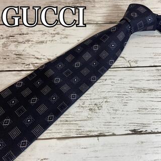 グッチ(Gucci)のGUCCI グッチ　ネクタイ　小紋柄　総柄　ネイビー　スーツ　ハイブランド(ネクタイ)