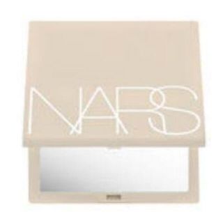 ナーズ(NARS)の【値下げ】【新品未開封】NARS 限定ミラー　ベージュ(ミラー)