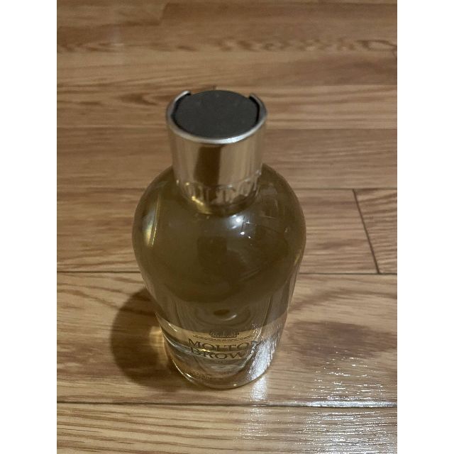 MOLTON BROWN(モルトンブラウン)の【かい様専用出品】モルトンブラウン3種類セット コスメ/美容のボディケア(その他)の商品写真