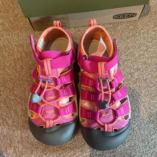 キーン(KEEN)のkeen サンダル　22㎝(サンダル)