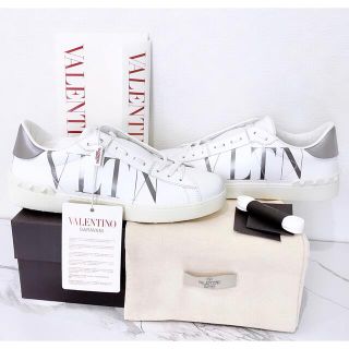 【VALENTINO】ロックスタッズ オープンスニーカー 【メンズ】