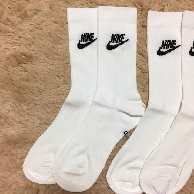 NIKE(ナイキ)のナイキ ソックス エッセンシャル 3P クルーソックス 27〜29cm メンズのレッグウェア(ソックス)の商品写真