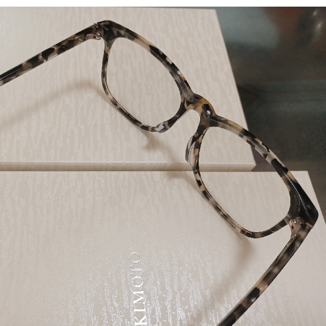 JINS(ジンズ)のJINS　ブルーライトカット　度なし眼鏡　ケース付き レディースのファッション小物(サングラス/メガネ)の商品写真
