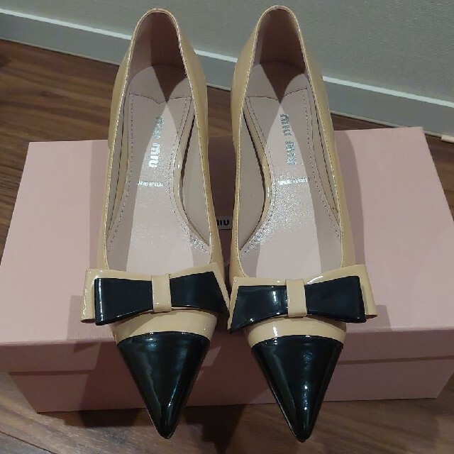 正規取扱店】 miumiu miu】ミュウミュウパテントリボンパンプス 新品未