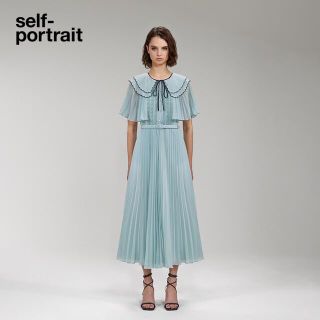 セルフポートレイト(SELF PORTRAIT)の❤️正規品Selfportrait22新作新品★ライトグリーン　ロングワンピース(ロングワンピース/マキシワンピース)