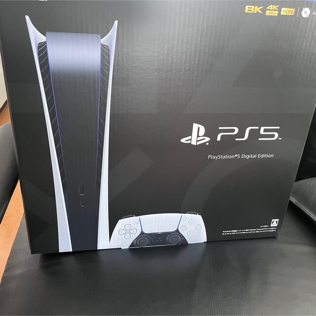 SONY(ソニー)のプレイステーション5 PS5 本体 CFI-1100B デジタルエディション エンタメ/ホビーのゲームソフト/ゲーム機本体(家庭用ゲーム機本体)の商品写真